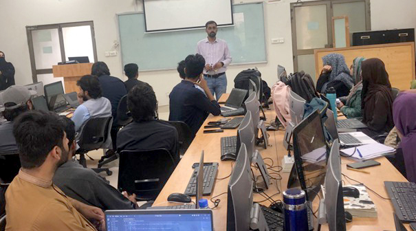 Doç. Dr. Farhan Aadil Pakistan’daki COMSATS University Islamabad, Attock Kampüsü’nü ziyaret etti